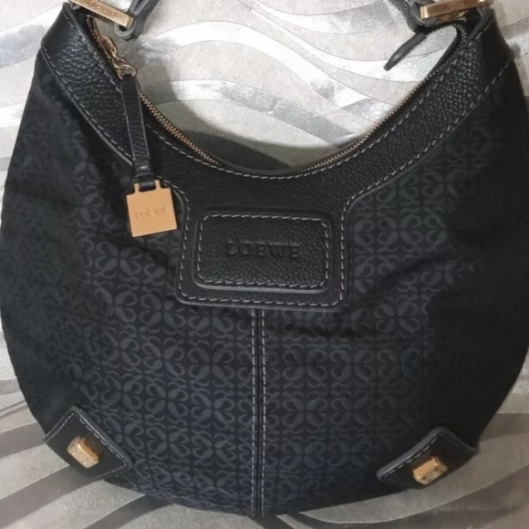 🥳3xHP🥳Loewe Large Black Hobo Bag Only 100% Authentic - Picture 2 of 12